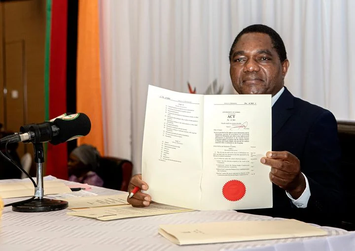 President HICHILEMA-signs-freedom-of-Information-bill